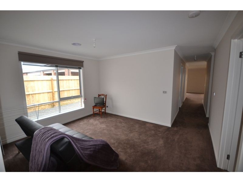 20 Corvette Avenue, Cranbourne VIC 3977