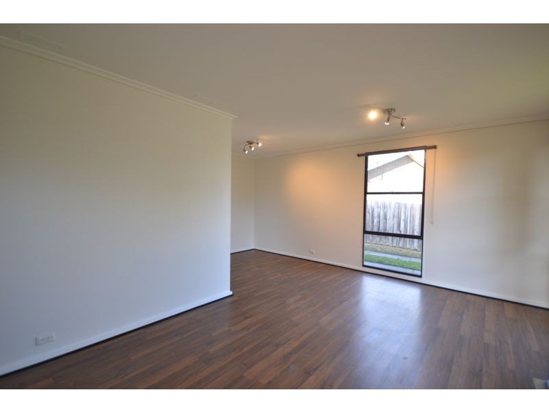 28 Valerie Drive, Cranbourne VIC 3977