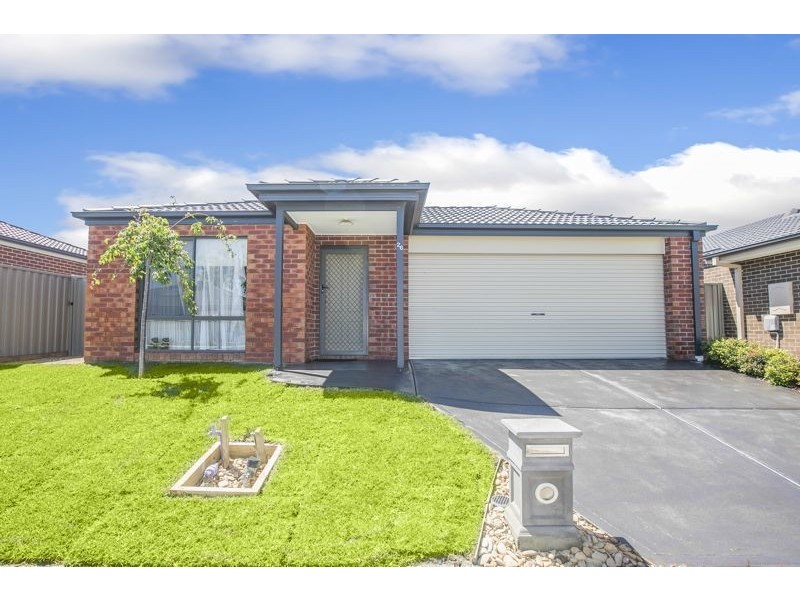 26 Ardent Crescent, Cranbourne East VIC 3977