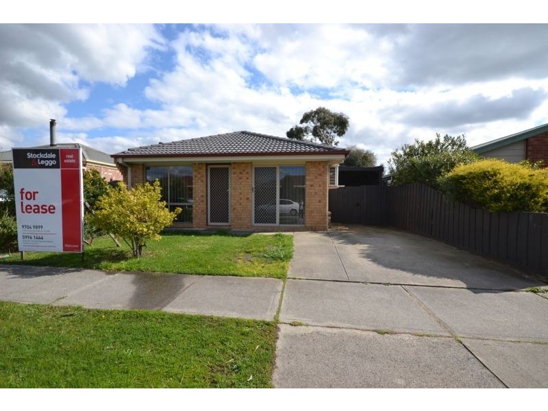 39 Raisell Road, Cranbourne West VIC 3977