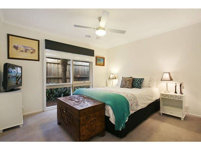 30 Hoysted Avenue, Cranbourne North VIC 3977