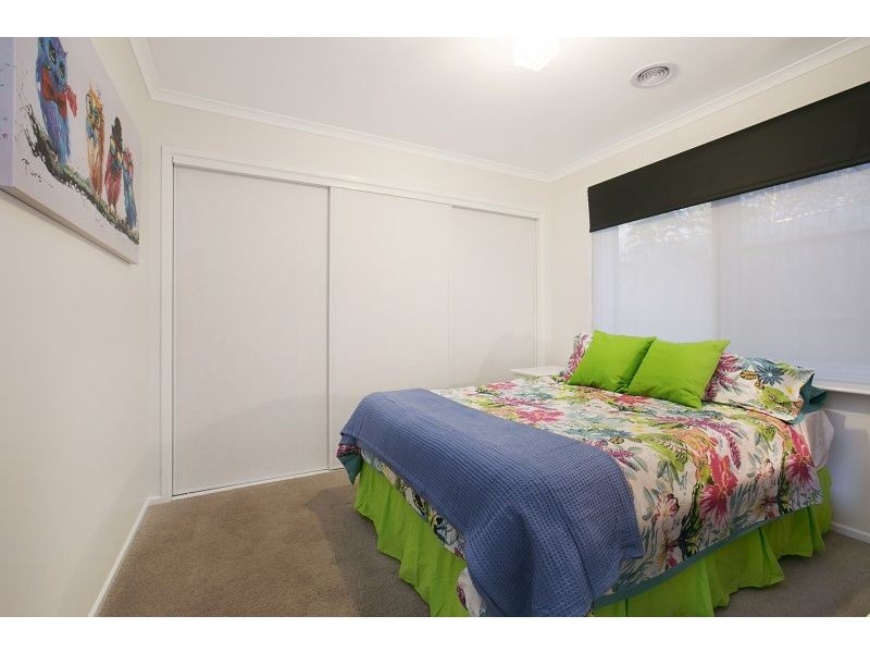 30 Hoysted Avenue, Cranbourne North VIC 3977