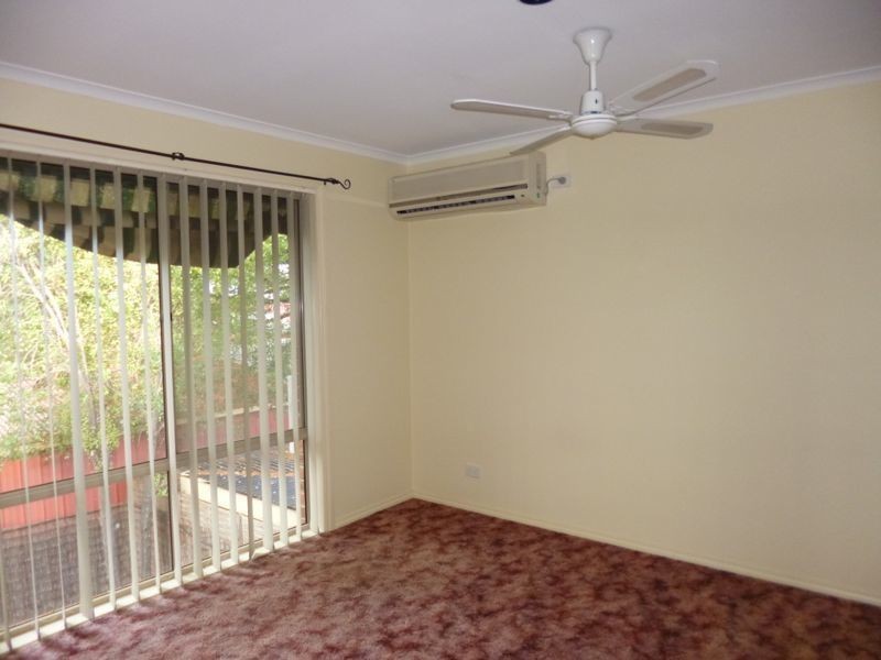 2/74 Huon Park Road, Cranbourne North VIC 3977