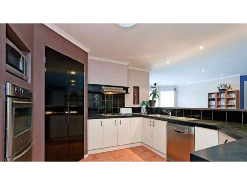 29 Langbourne Drive, Narre Warren South VIC 3805