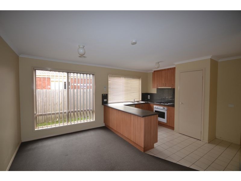 24 Genoa Way, Cranbourne West VIC 3977