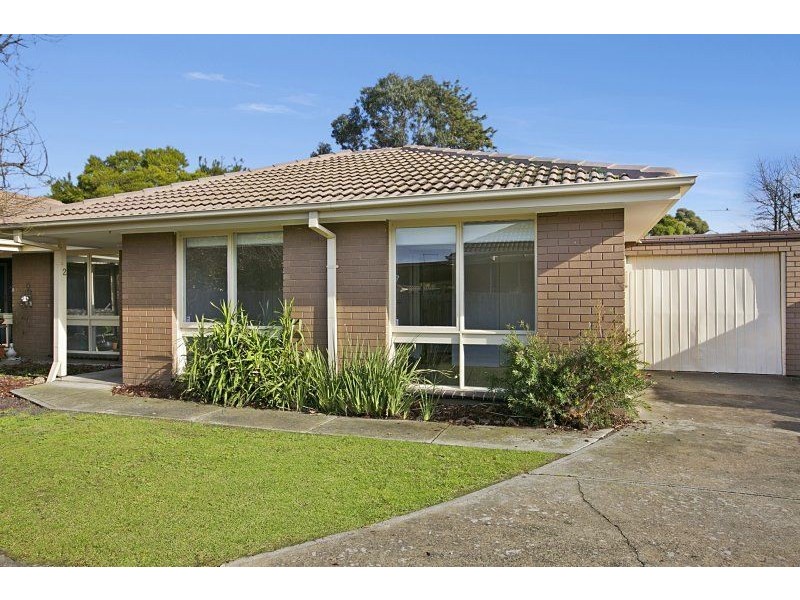 2/10 Duff Street, Cranbourne VIC 3977