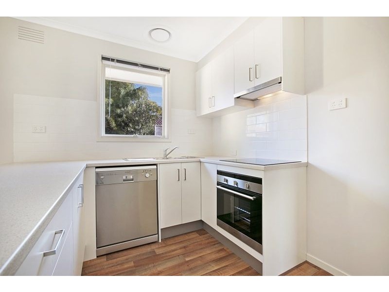 2/10 Duff Street, Cranbourne VIC 3977