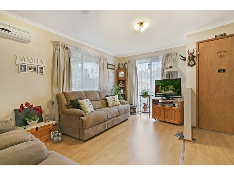 39 McGuigan Drive, Cranbourne West VIC 3977