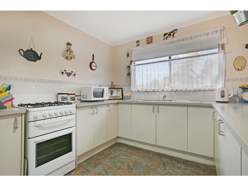 39 McGuigan Drive, Cranbourne West VIC 3977