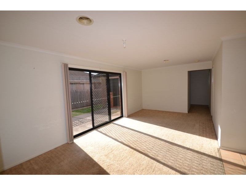 38 Trafalgar Way, Cranbourne East VIC 3977