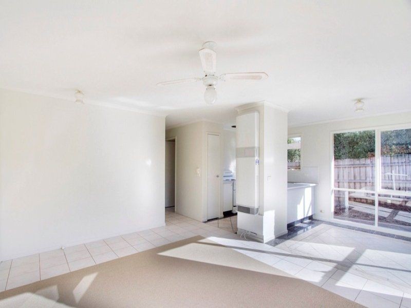 42 GARNET CLOSE, Narre Warren VIC 3805