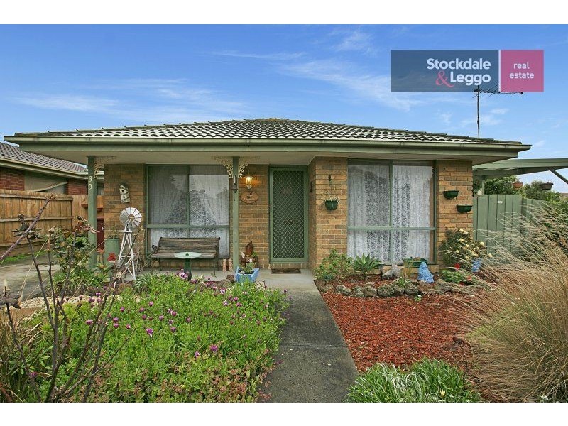 39 McGuigan Drive, Cranbourne West VIC 3977