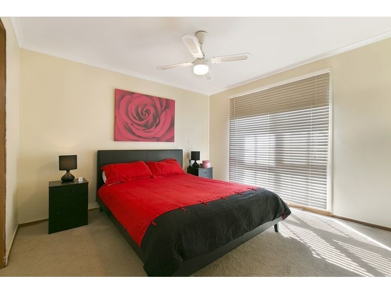 14 Kylie Court, Hampton Park VIC 3976