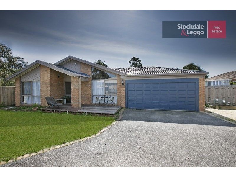 17 Peppercorn Court, Cranbourne North VIC 3977