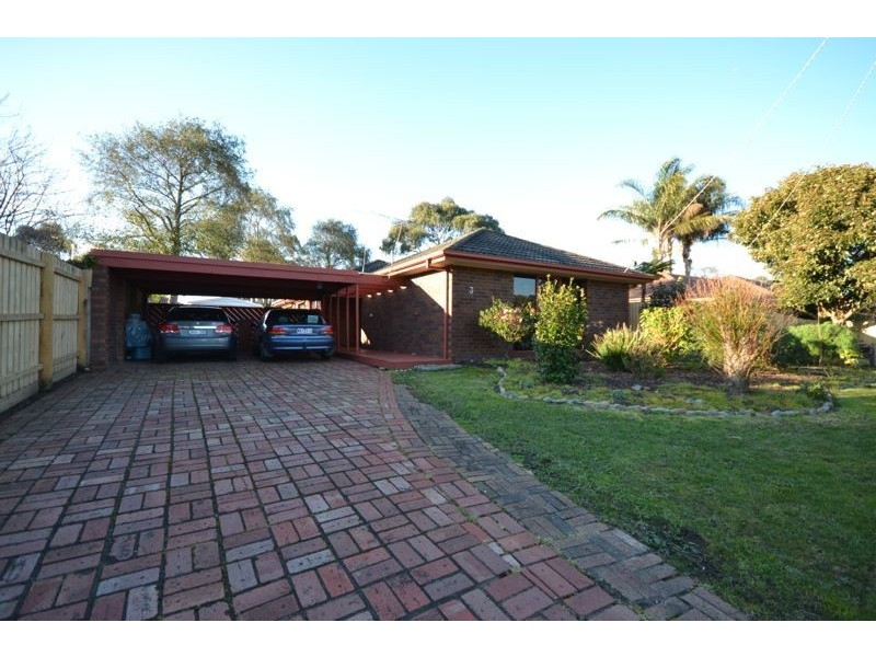 3 Bundjil Court, Cranbourne VIC 3977