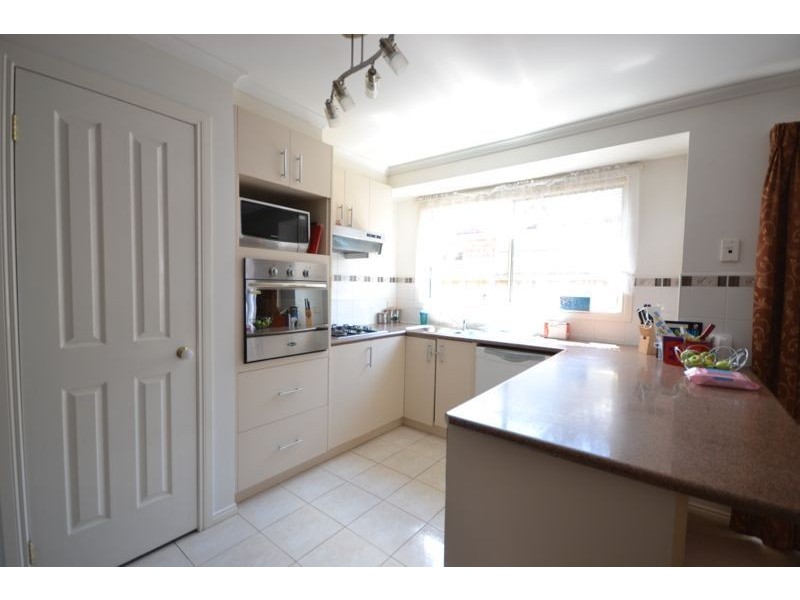 19 Fishburn Place, Cranbourne West VIC 3977