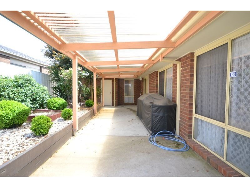 19 Fishburn Place, Cranbourne West VIC 3977