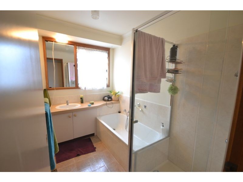 7 Marsden Court, Cranbourne North VIC 3977