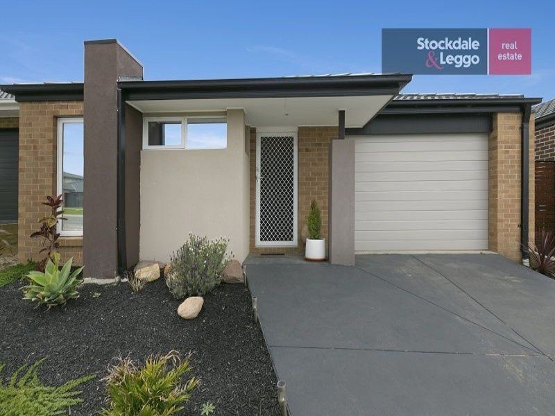 39 MACUMBA DRIVE, Clyde North VIC 3978