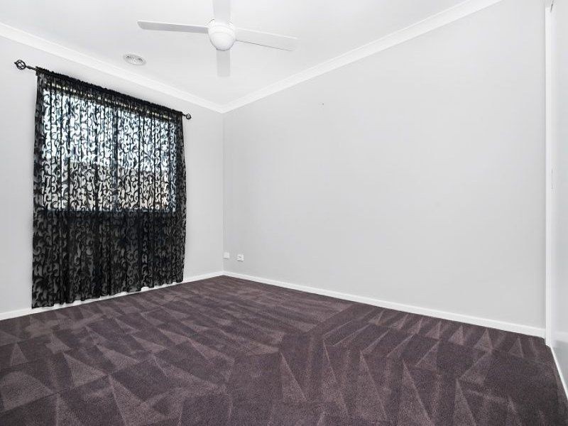 39 MACUMBA DRIVE, Clyde North VIC 3978