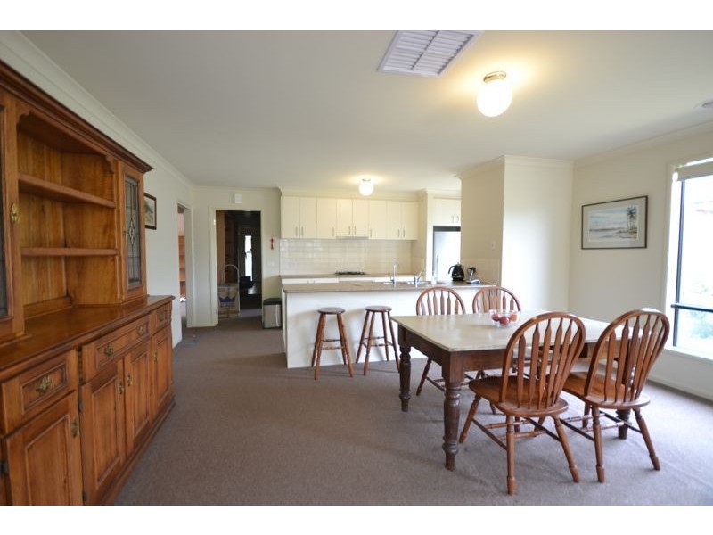 6 Wodalla Place, Lyndhurst VIC 3975