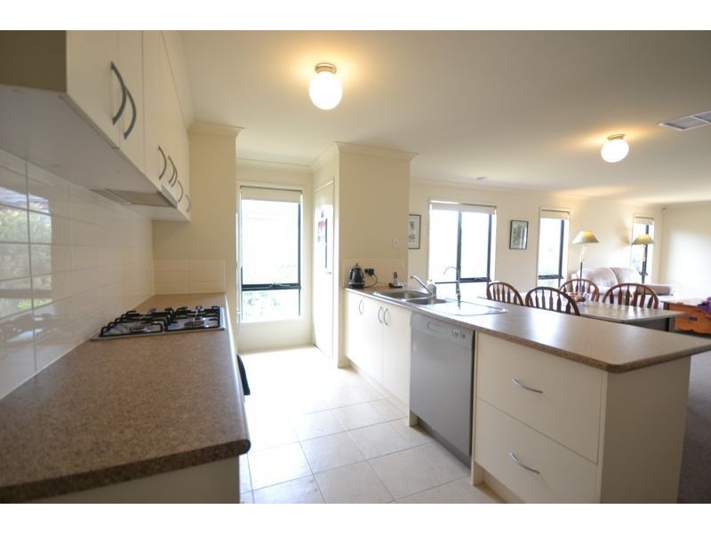 6 Wodalla Place, Lyndhurst VIC 3975