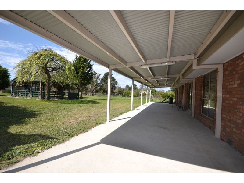 35-37 Worthing Road, Cranbourne VIC 3977