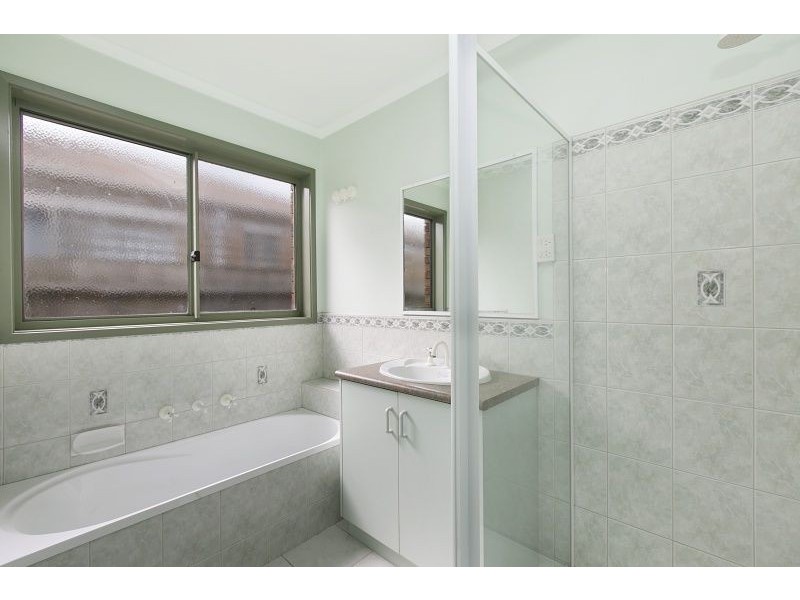 22 Norman Place, Narre Warren VIC 3805