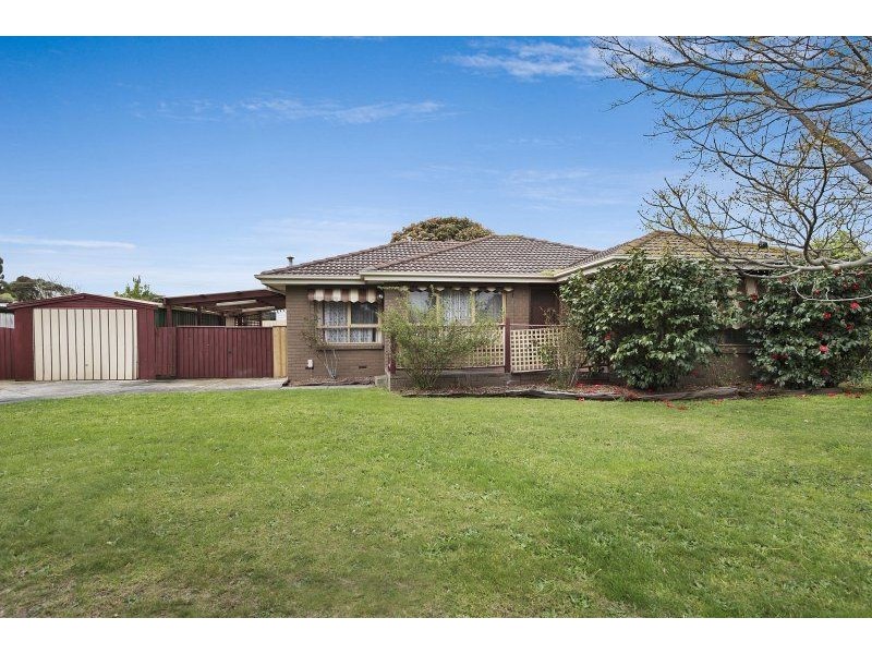 6 Monahans Road, Cranbourne VIC 3977