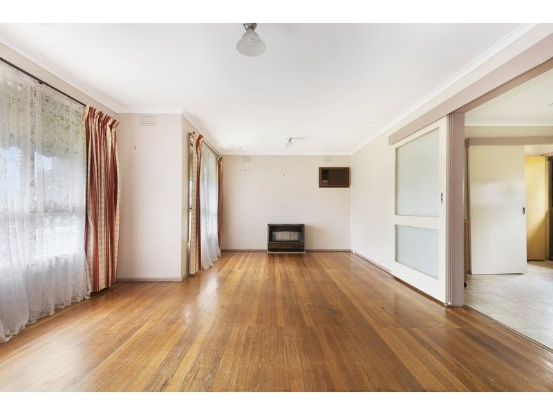 6 Monahans Road, Cranbourne VIC 3977