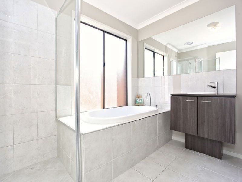 97 Brookwater Parade, Lyndhurst VIC 3975