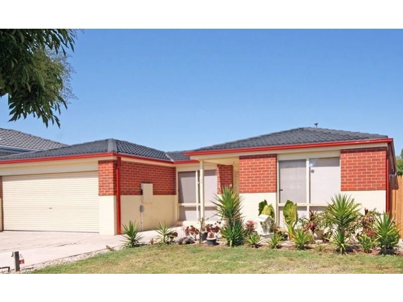 24 Providence Drive, Cranbourne West VIC 3977