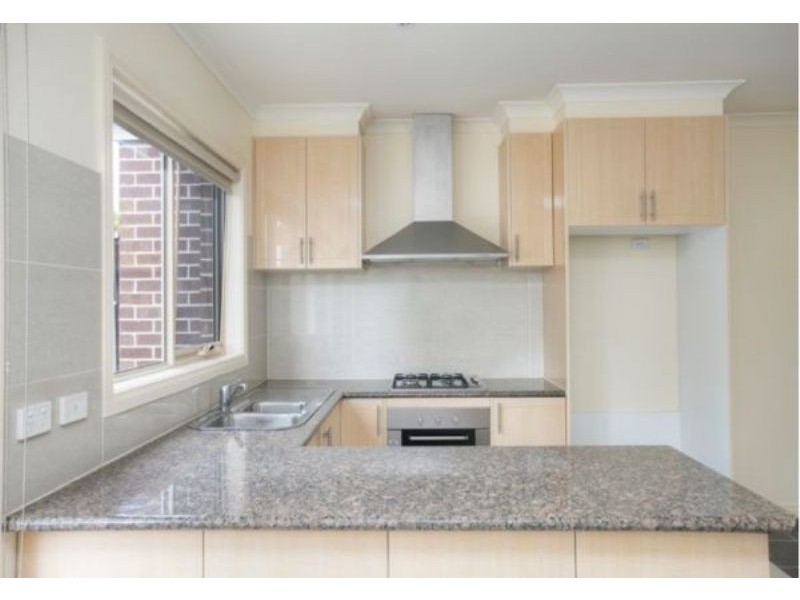 7 Macey Street, Cranbourne VIC 3977