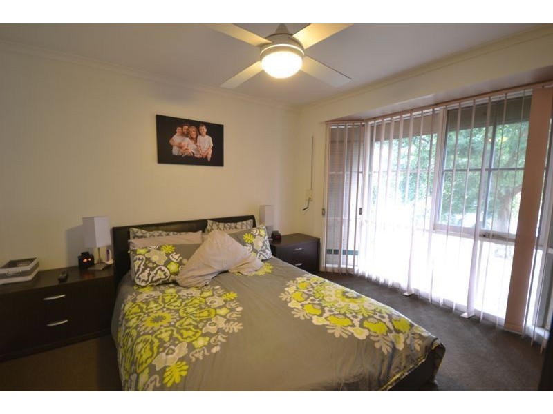 34 Andrea Crescent, Cranbourne North VIC 3977