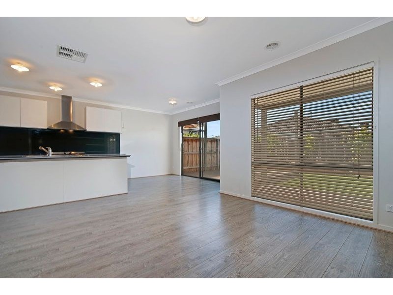 56 Green Gully Road, Clyde VIC 3978