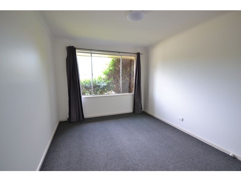 1/19 Walter Street, Cranbourne VIC 3977