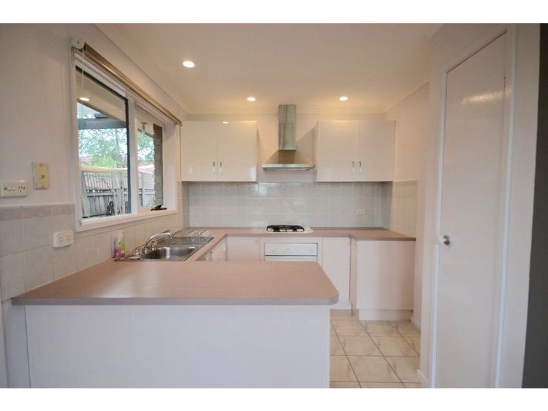 15 Rachel Drive, Cranbourne North VIC 3977