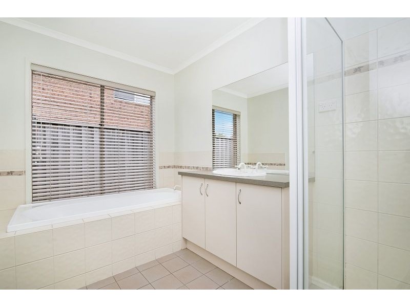 13 Red Mallee Court, Lyndhurst VIC 3975