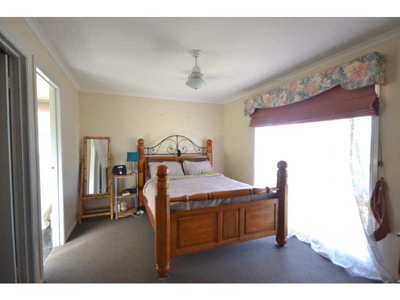 72 Oberon Drive, Carrum Downs VIC 3201