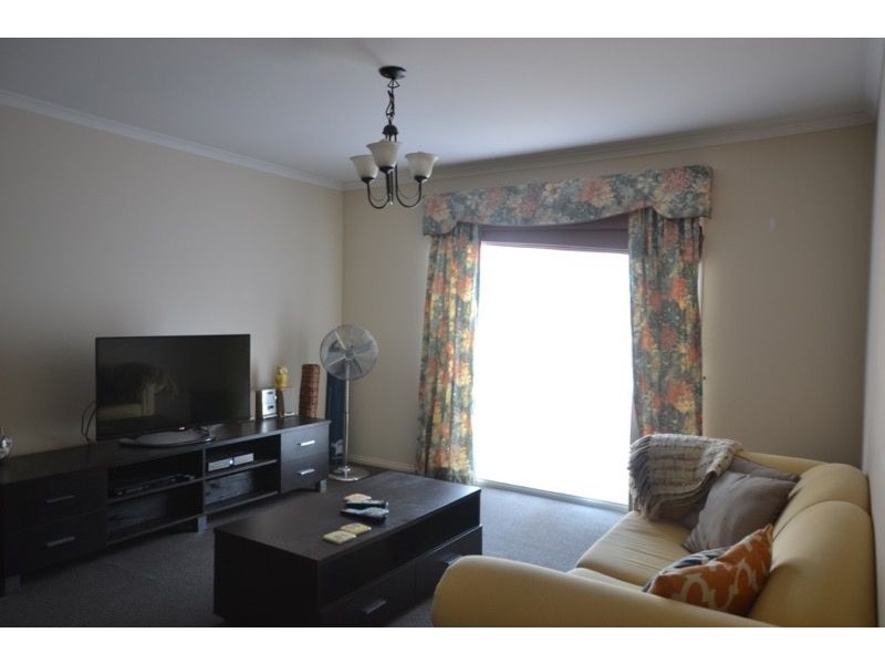 72 Oberon Drive, Carrum Downs VIC 3201