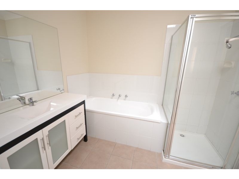 24 Waterbury Street, Cranbourne VIC 3977