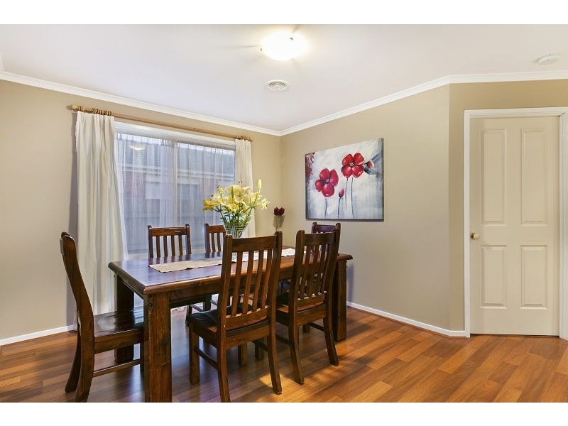 51 Bernborough Avenue, Cranbourne West VIC 3977