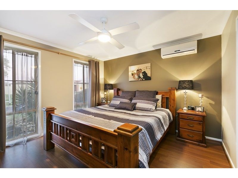 51 Bernborough Avenue, Cranbourne West VIC 3977