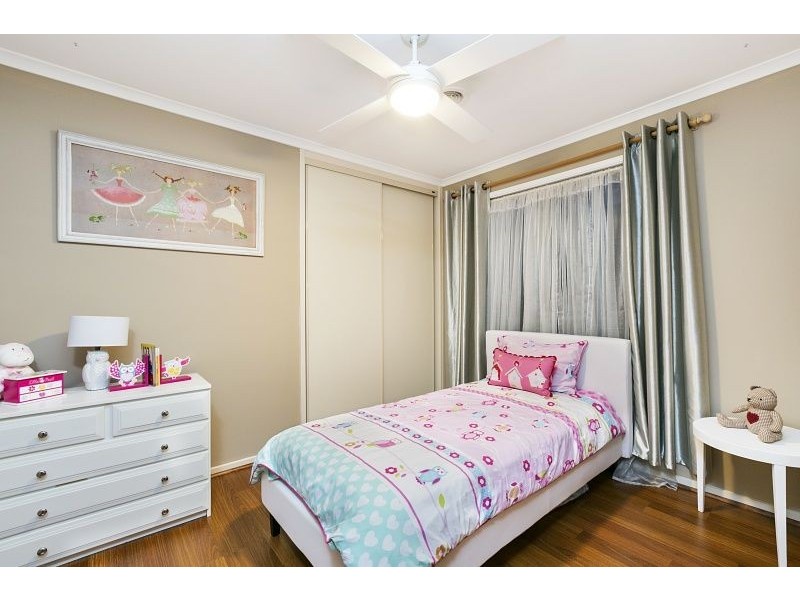 51 Bernborough Avenue, Cranbourne West VIC 3977