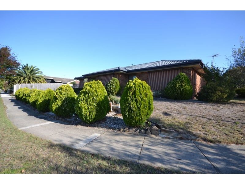 49 Marylyn Place, Cranbourne VIC 3977