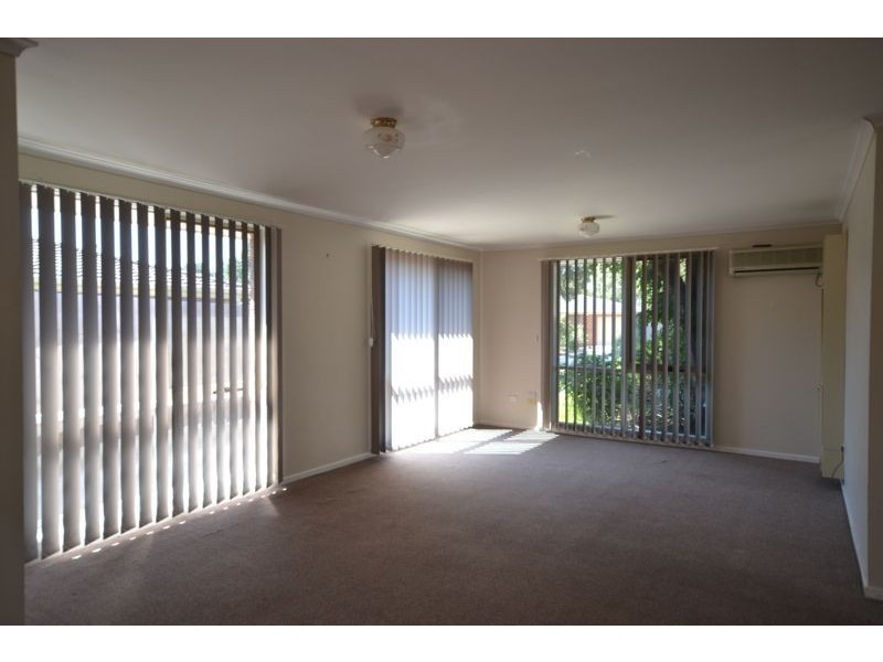 1 Mulberry Court, Cranbourne North VIC 3977