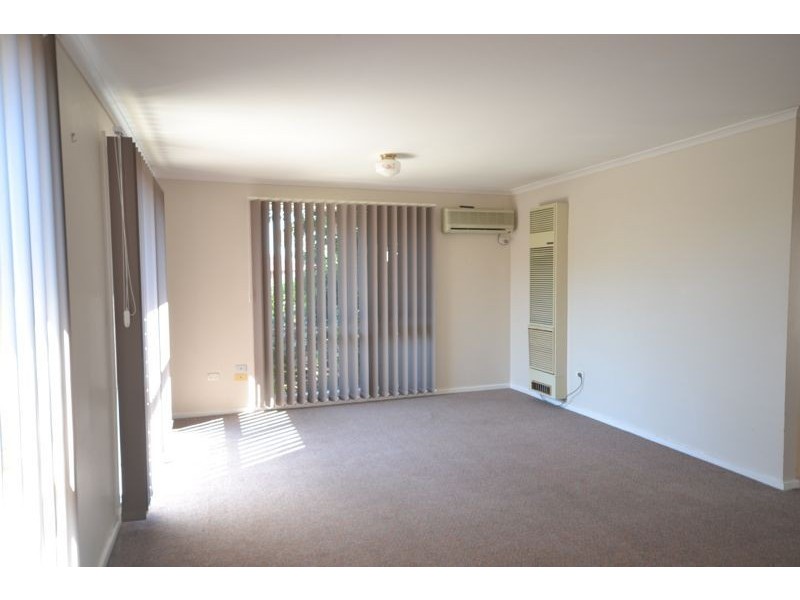 1 Mulberry Court, Cranbourne North VIC 3977