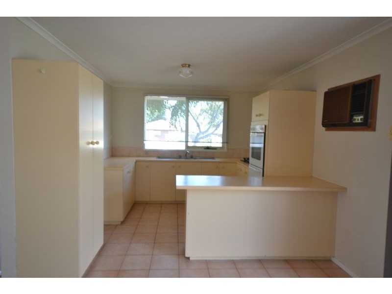 1 Mulberry Court, Cranbourne North VIC 3977