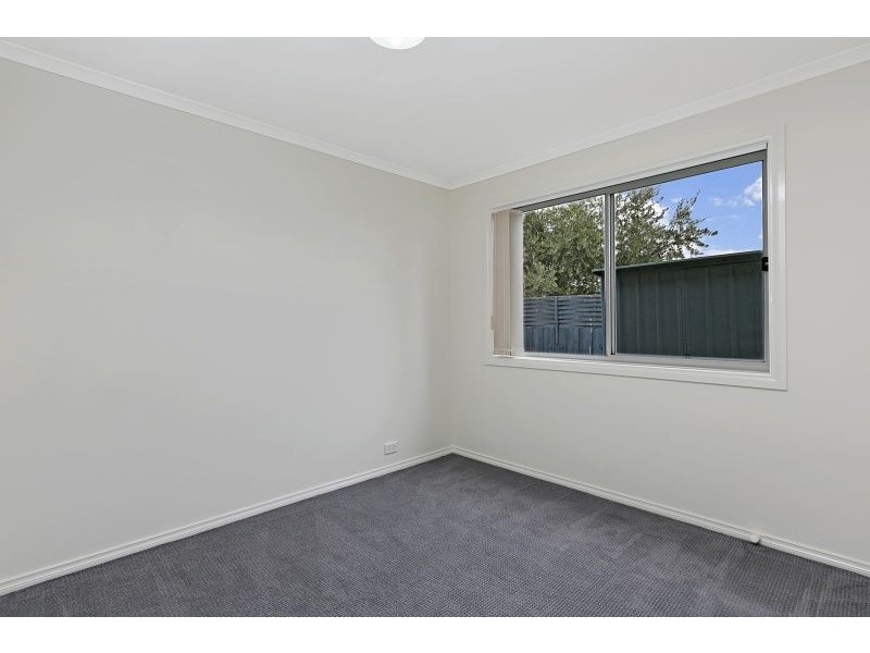 2/245-247 Monahans Road, Cranbourne West VIC 3977