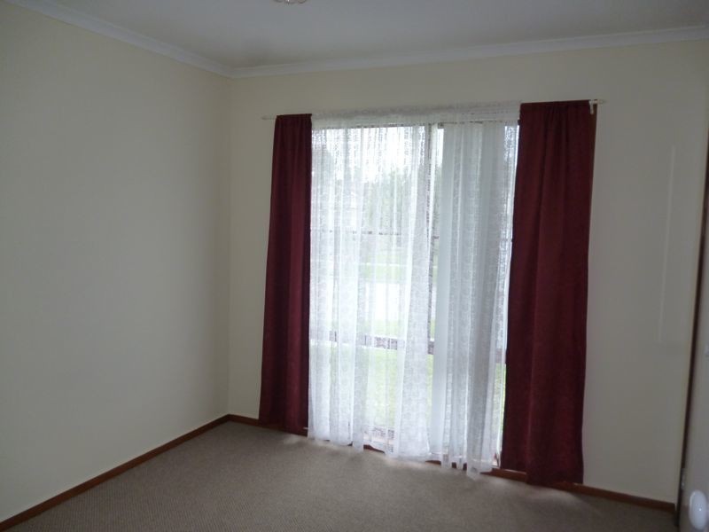 47 Willora Crescent, Cranbourne West VIC 3977